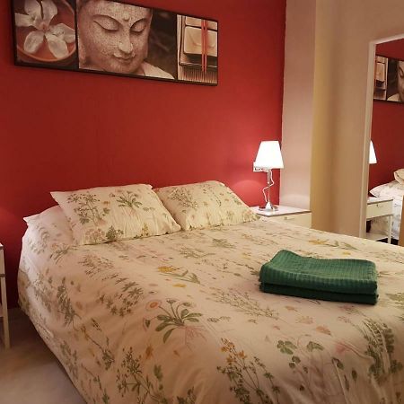 Triana Ruisenor Apartamento Sevilha Exterior foto