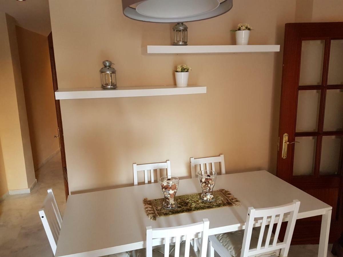 Triana Ruisenor Apartamento Sevilha Exterior foto